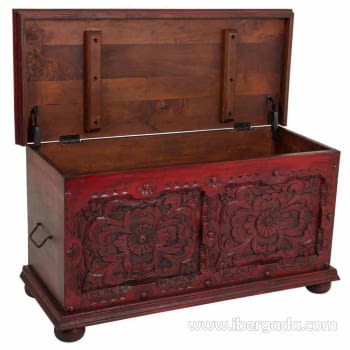 Baúl Madera Tallado Rojo (101x40x47)-2