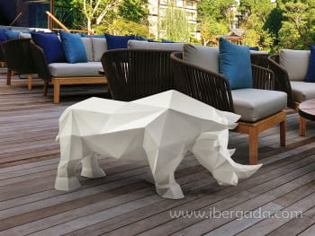 Figura Future Rhino Blanco (47x32x103)