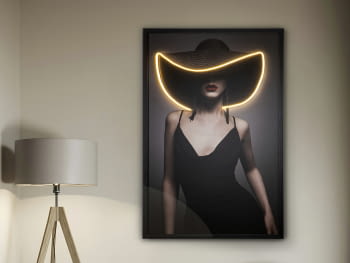 Cuadro Pamela Luz Led (120x80)