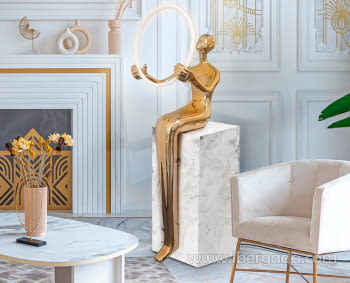 Figura El Aro con Pedestal Oro/Blanco
