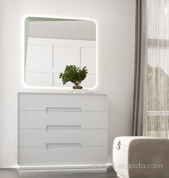Cómoda Luz Blanca 4 Cajones LED (120x40x106)