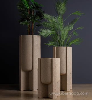 Macetero Alto Lunor Topo (42x42x101)