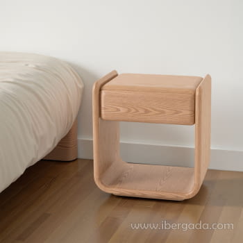 Mesita de Noche Pompeya 1 Cajón Roble (51x40x56)