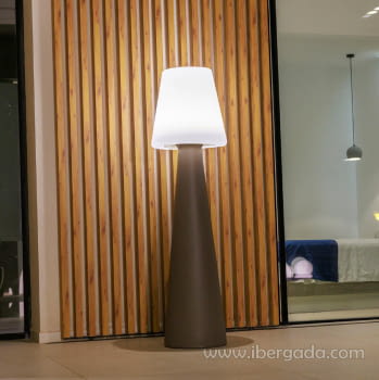 Lámpara de Pie Lola 165 Pop Batería (45x45x165)