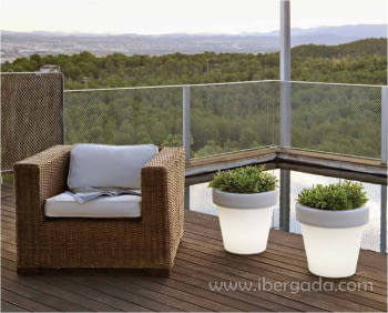 Macetero Magnolia 45 Light (45X45X43)