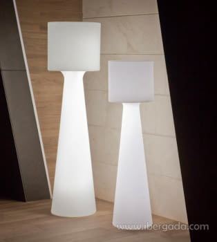 Lámpara de Pie Grace 140 (37x37x140)-1
