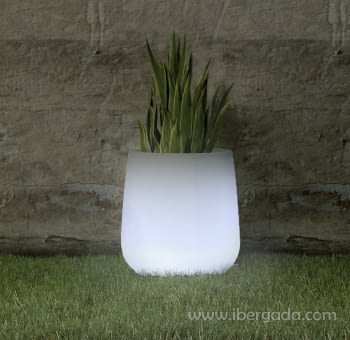 Macetero Camelia 40 Light (40x40x40)