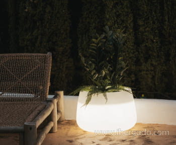 Macetero Camelia 60 Light (60x60x40)