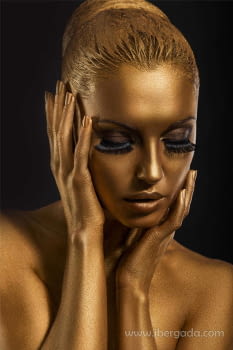 Fotografía Mujer Dorada (120x80)