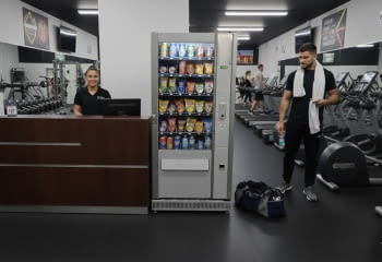 MAQUINA EXPENDEDORA VENDING DE SNACKS Y BEBIDAS FRIAS BIANCHI