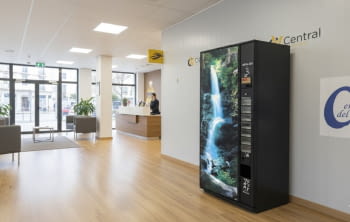 MAQUINA VENDING PARA BEBIDAS FRIAS JOFEMAR ARTIC 510 CON MONEDERO JOFEMAR INCLUIDO