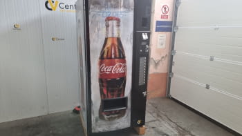 MAQUINA VENDING BEBIDAS FRIAS VENDO VDI544CON MONEDERO DE CAMBIO NUEVO