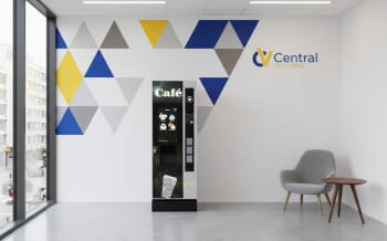 MAQUINA EXPENDEDORA VENDING NECTA CANTO TOUCH DE DOBLE CAFE EN GRANO CON PAGO TARJETA Y MOVIL