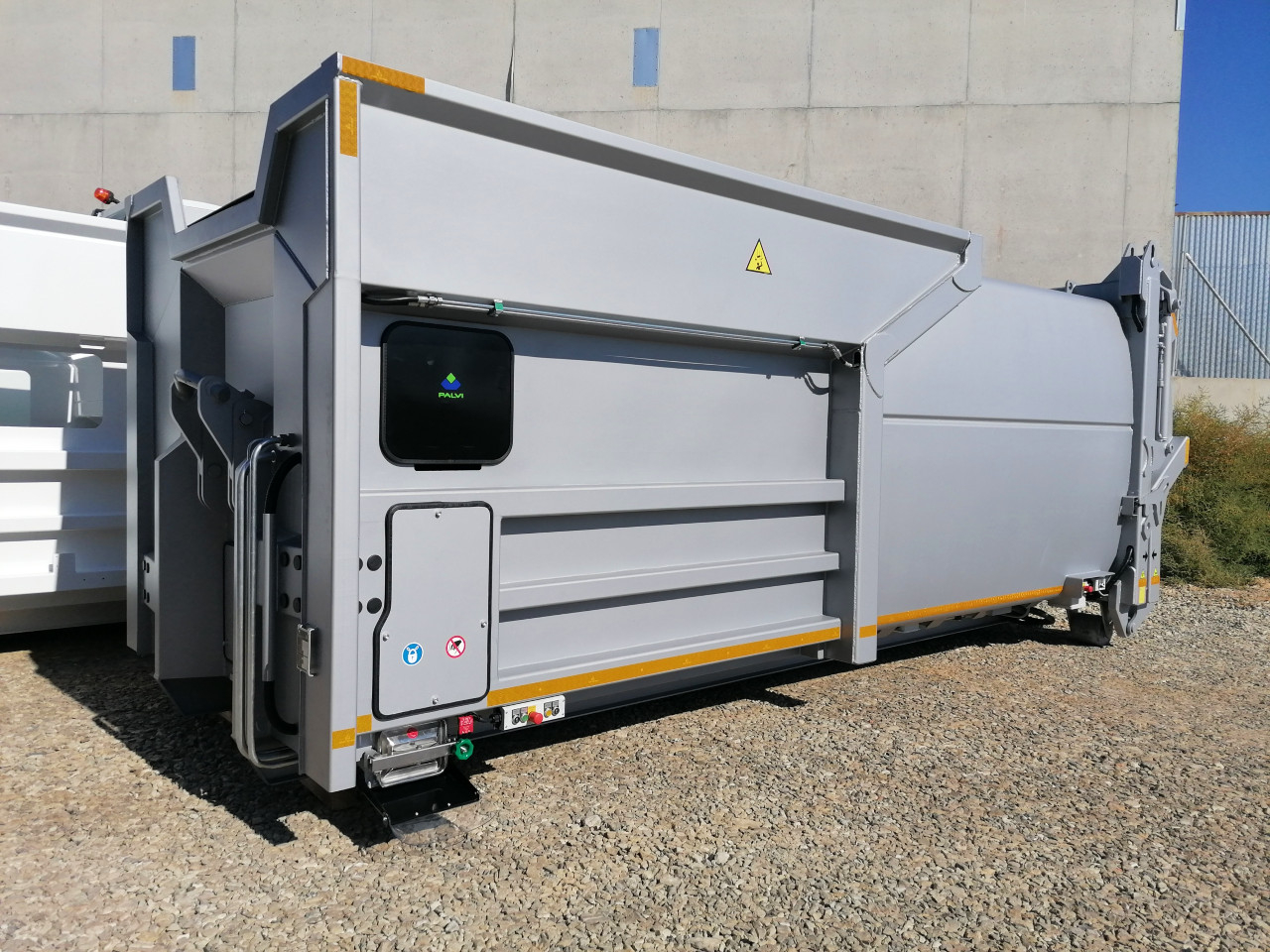 Perpignan bought a new mobile compactor