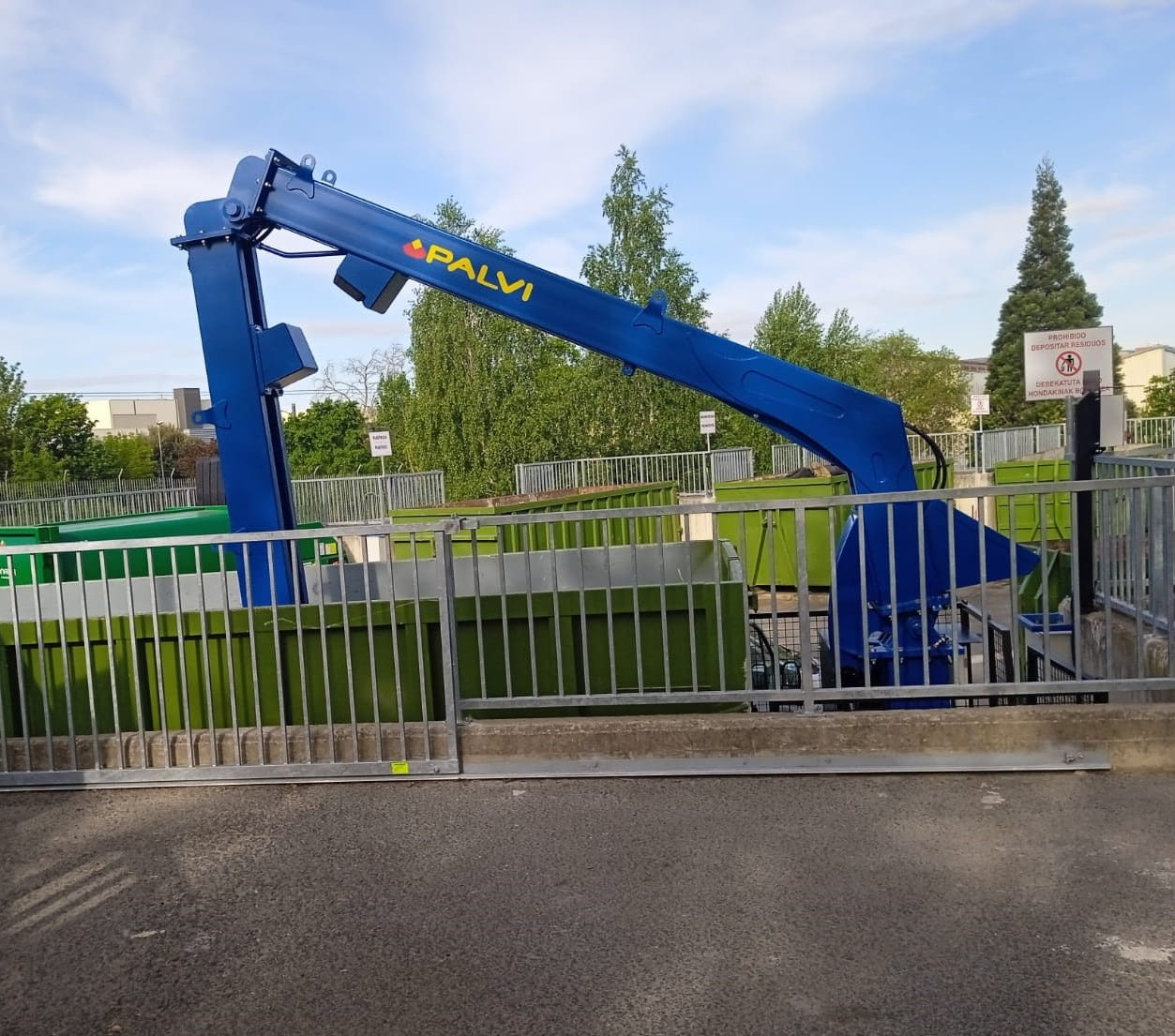 Instalamos dos nuevos rodillos modelo BRC en el punto limpio de Vitoria