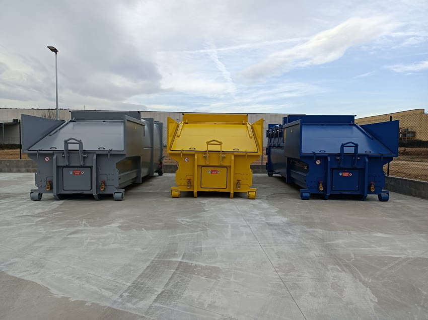 Palvi suministra a Hermanos Alum tres autocompactadores para la recogida puerta a puerta de Sant Feliu de Buixalleu, Gerona