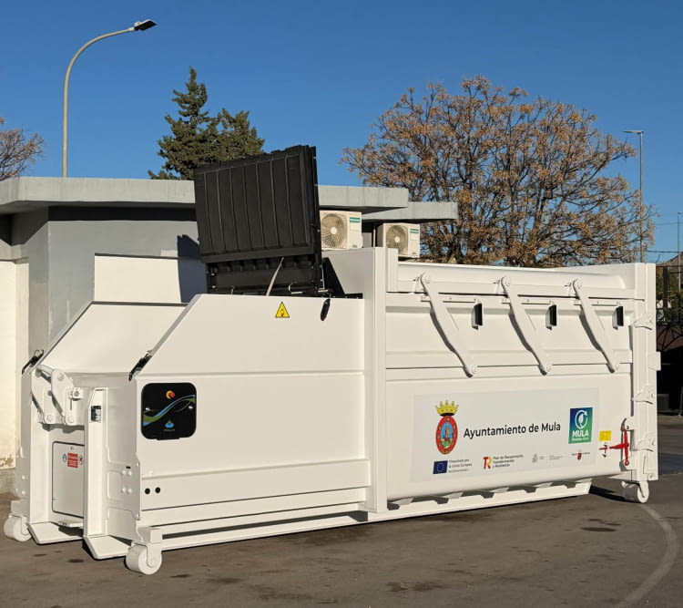El Ayuntamiento de Mula nos adquiere un nuevo autocompactador