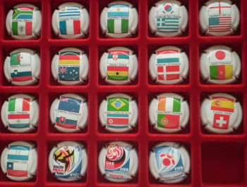 OLIVELLA I BONET JUEGO 19 PLACAS MUNDIAL V. 19343 A 19361