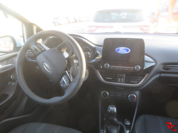 FORD FIESTA - 2