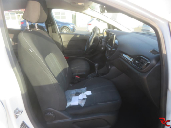 FORD FIESTA - 4