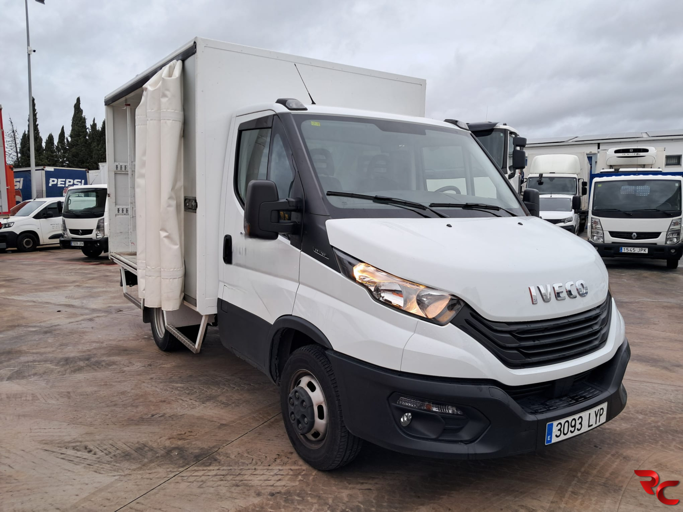 IVECO DAILY BOTELLERO