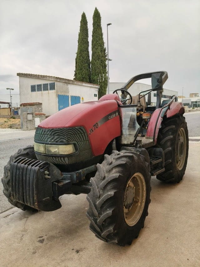 Case JX70