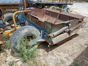 Trailla hidráulica - 1