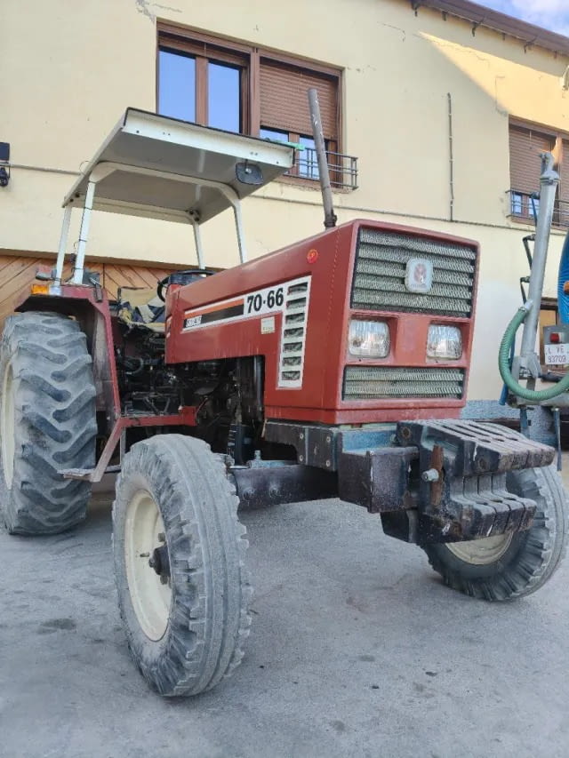FIAT 70-66