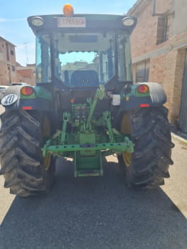 John Deere 5090G - 2