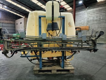 Pulverizador 1200L