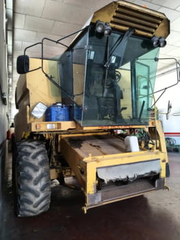 New Holland TX32 - 3
