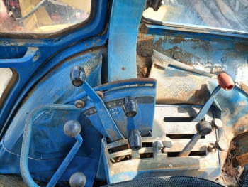 Tractor Ford TW-20 - 6