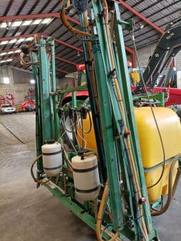 pulverizador 1000L - 4