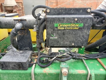 JHON DEERE 8 filas - 6