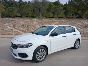 FIAT Tipo 1.6 Lounge 88kW 120CV diesel Mjet 5p