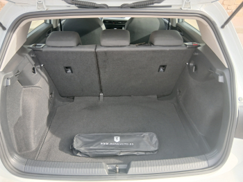 VOLKSWAGEN Golf 2.0 TDI 85kW 115CV - 9