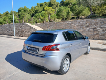 PEUGEOT 308 Style 1.5 BlueHDi 130cv - 6