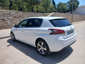 PEUGEOT 308 5p Allure BlueHDI 130 SS 6 Vel. MAN - 8
