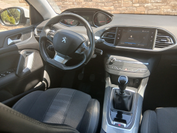 PEUGEOT 308 5p Allure BlueHDI 130 SS 6 Vel. MAN - 12