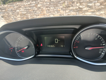 PEUGEOT 308 5p Allure BlueHDI 130 SS 6 Vel. MAN - 13
