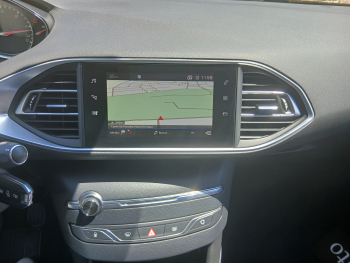 PEUGEOT 308 5p Allure BlueHDI 130 SS 6 Vel. MAN - 15