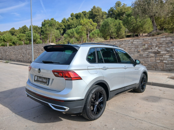 VOLKSWAGEN Tiguan URBAN SPORT DSG - 7