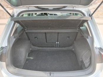 VOLKSWAGEN Tiguan URBAN SPORT DSG - 9
