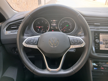 VOLKSWAGEN  TIGUAN LIFE 2.0 150CV DSG - 19