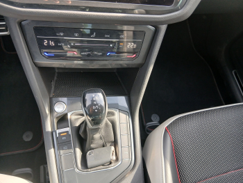VOLKSWAGEN Tiguan URBAN SPORT DSG - 19