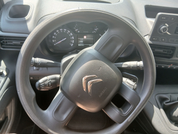 CITROEN Berlingo Talla M BlueHDi 100 FEEL - 17