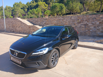 VOLVO V40 Cross Country 2.0 D3  Auto