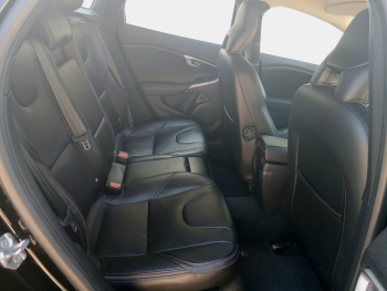 VOLVO V40 Cross Country 2.0 D3  Auto - 11