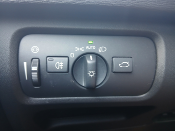 VOLVO V40 Cross Country 2.0 D3  Auto - 17