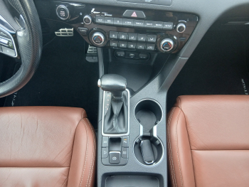 KIA Sportage 1.6 MHEV GT Line 136CV DCT 4X2 - 12